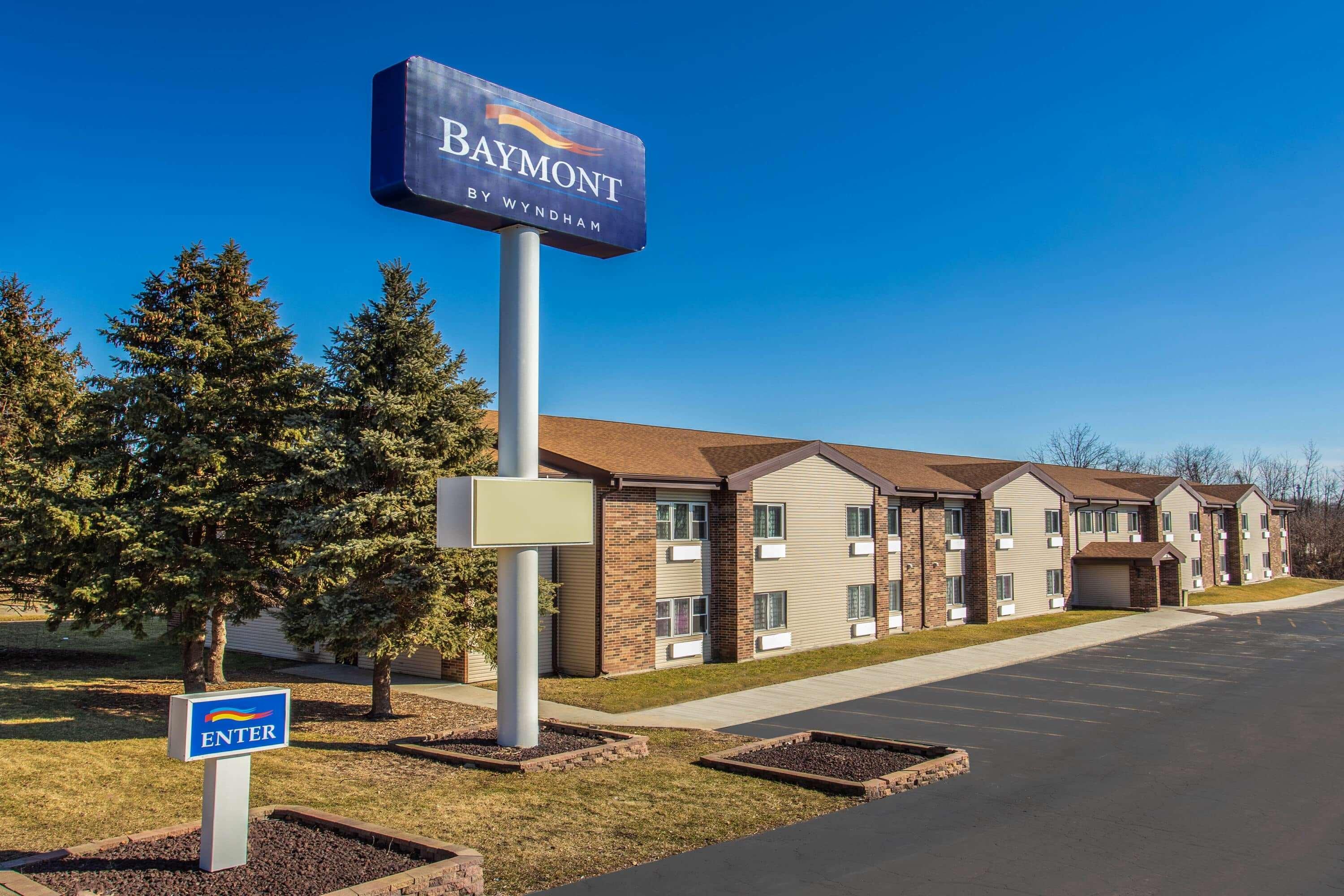 Hotel Baymont By Wyndham Joliet Exterior foto
