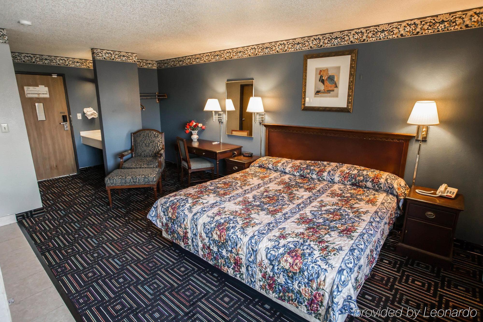 Hotel Baymont By Wyndham Joliet Exterior foto