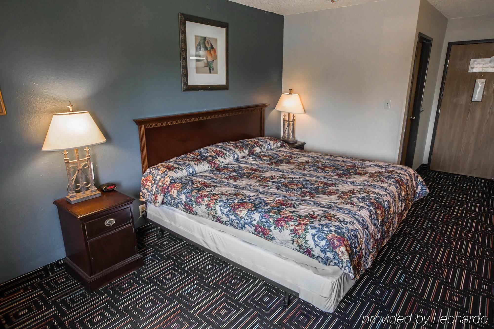 Hotel Baymont By Wyndham Joliet Exterior foto