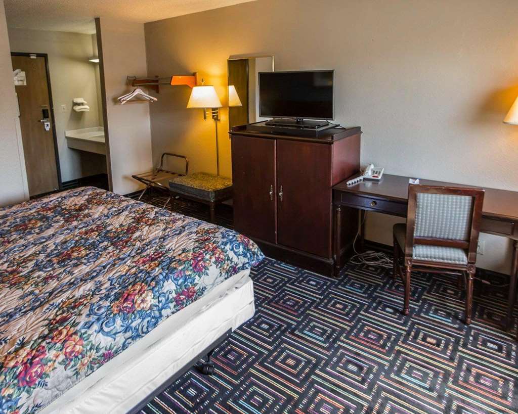 Hotel Baymont By Wyndham Joliet Zimmer foto